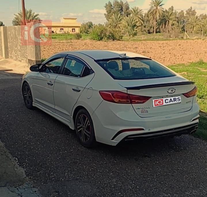 هيونداي النترا